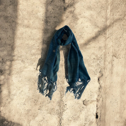 Indigo stole