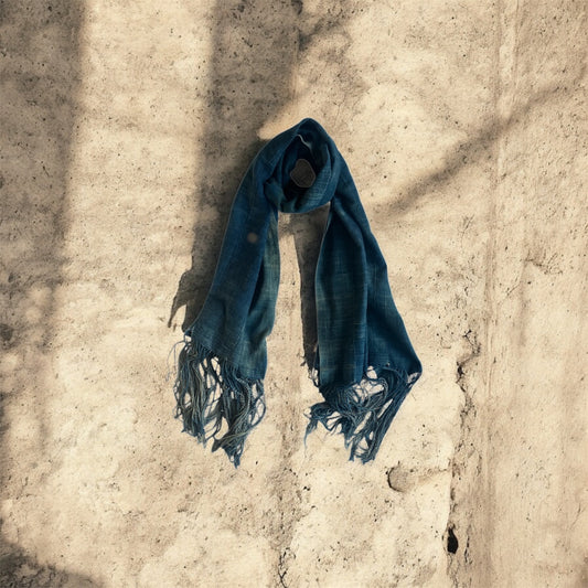 Indigo stole