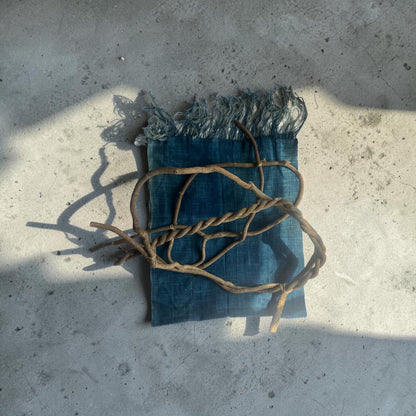 Indigo stole
