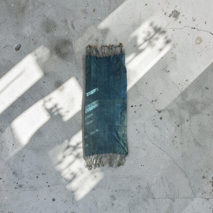 Indigo stole